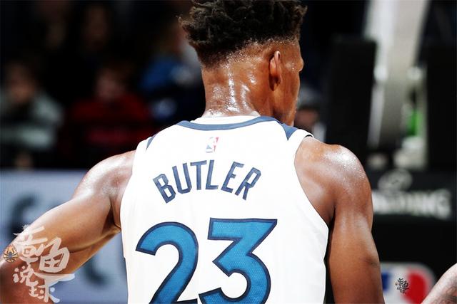 邵佳一向球迷致歉，强调下一步需要更努力